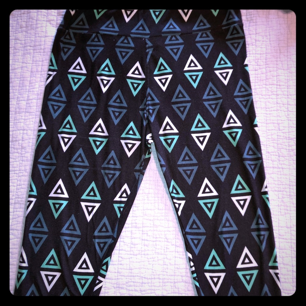 ***LuLaRoe leggings***